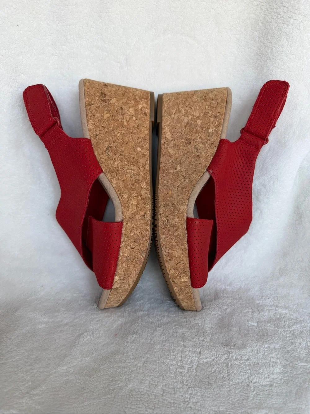 Clarks Collection Maritsa Lara Red Wedge Sandals US 8 NWOB MSRP $129